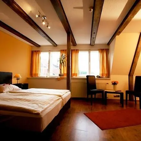 Restaurant Iris Hotel *