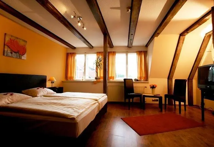 Restaurant Iris Hotel *